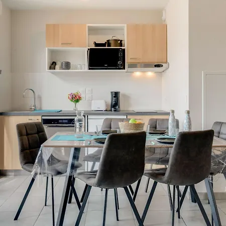 Soleil Couchant B03 By Interhome *