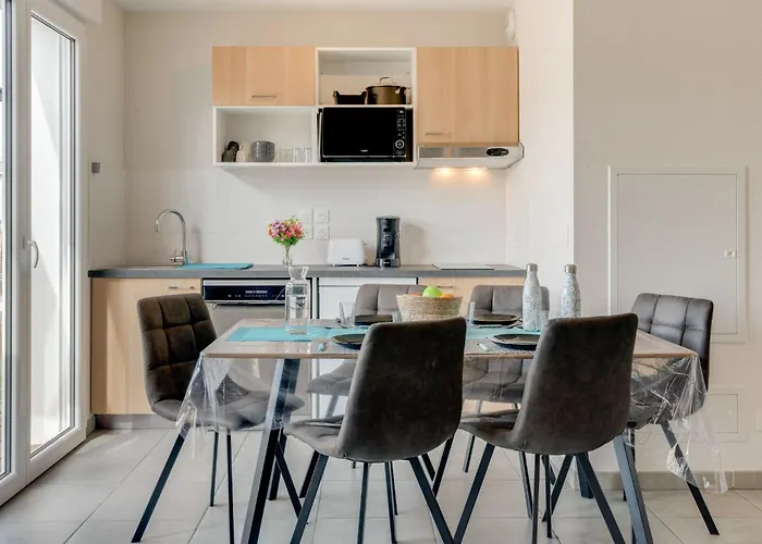 Soleil Couchant B03 By Interhome *